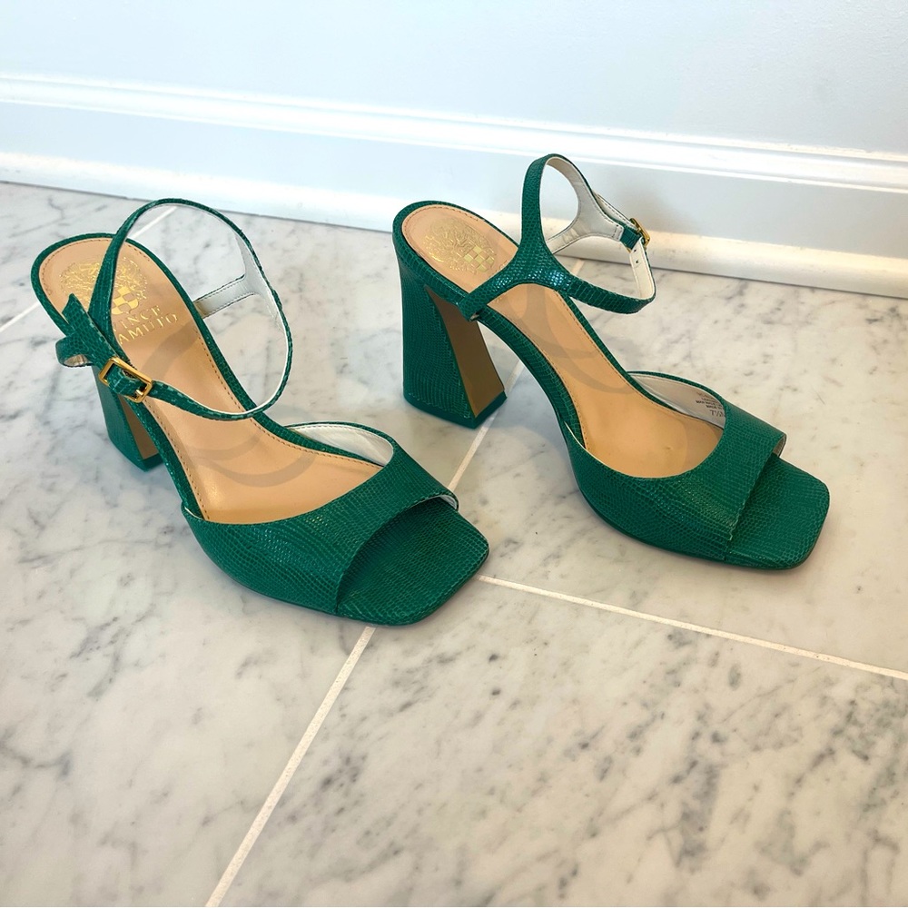 Women’s sandals